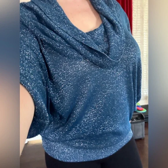 HALSTON Metallic shimmery blue cowl neck sweater - Picture 4 of 4